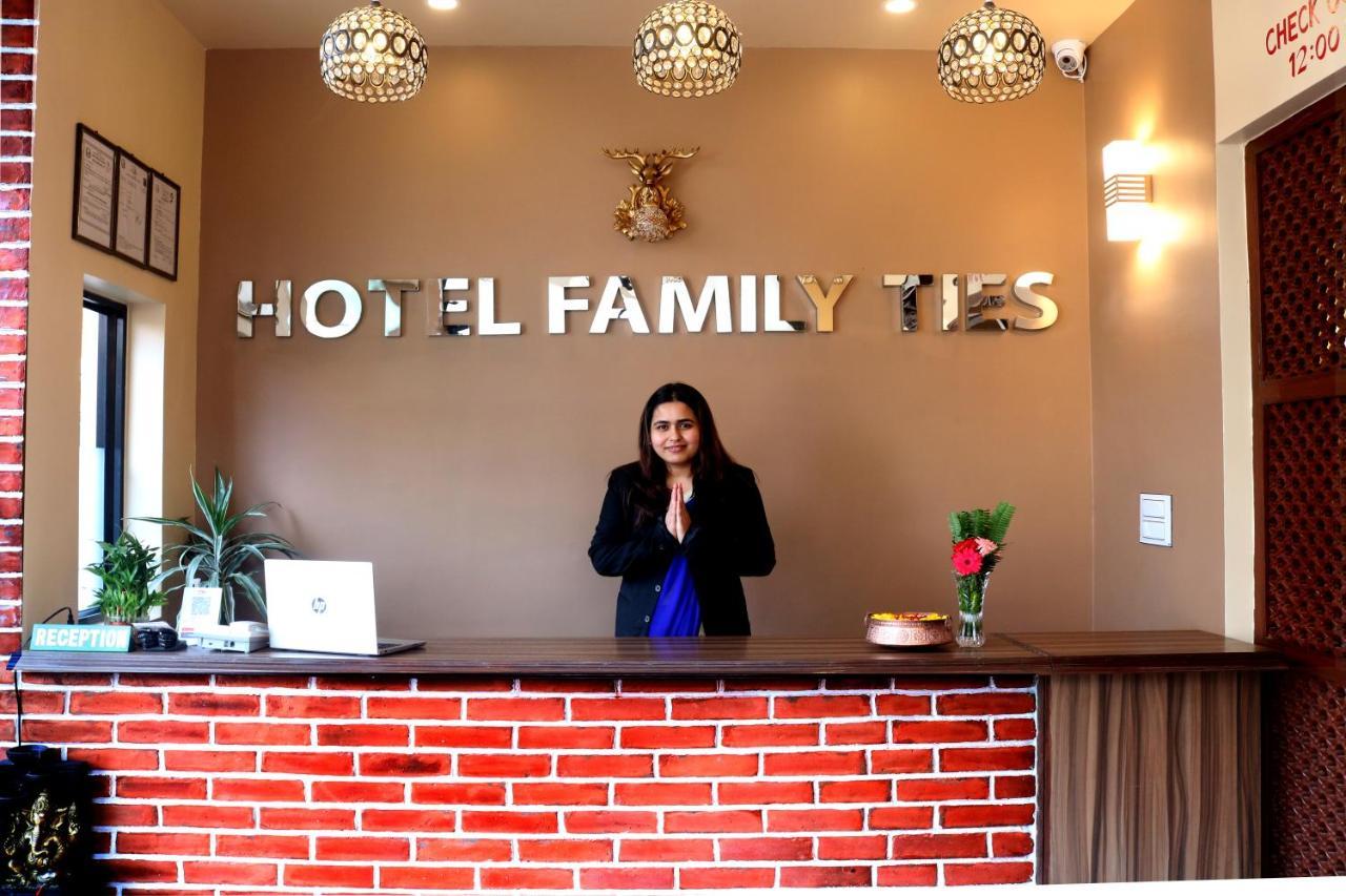 Hotel Family Ties Pvt. Ltd. Katmandu Eksteriør bilde