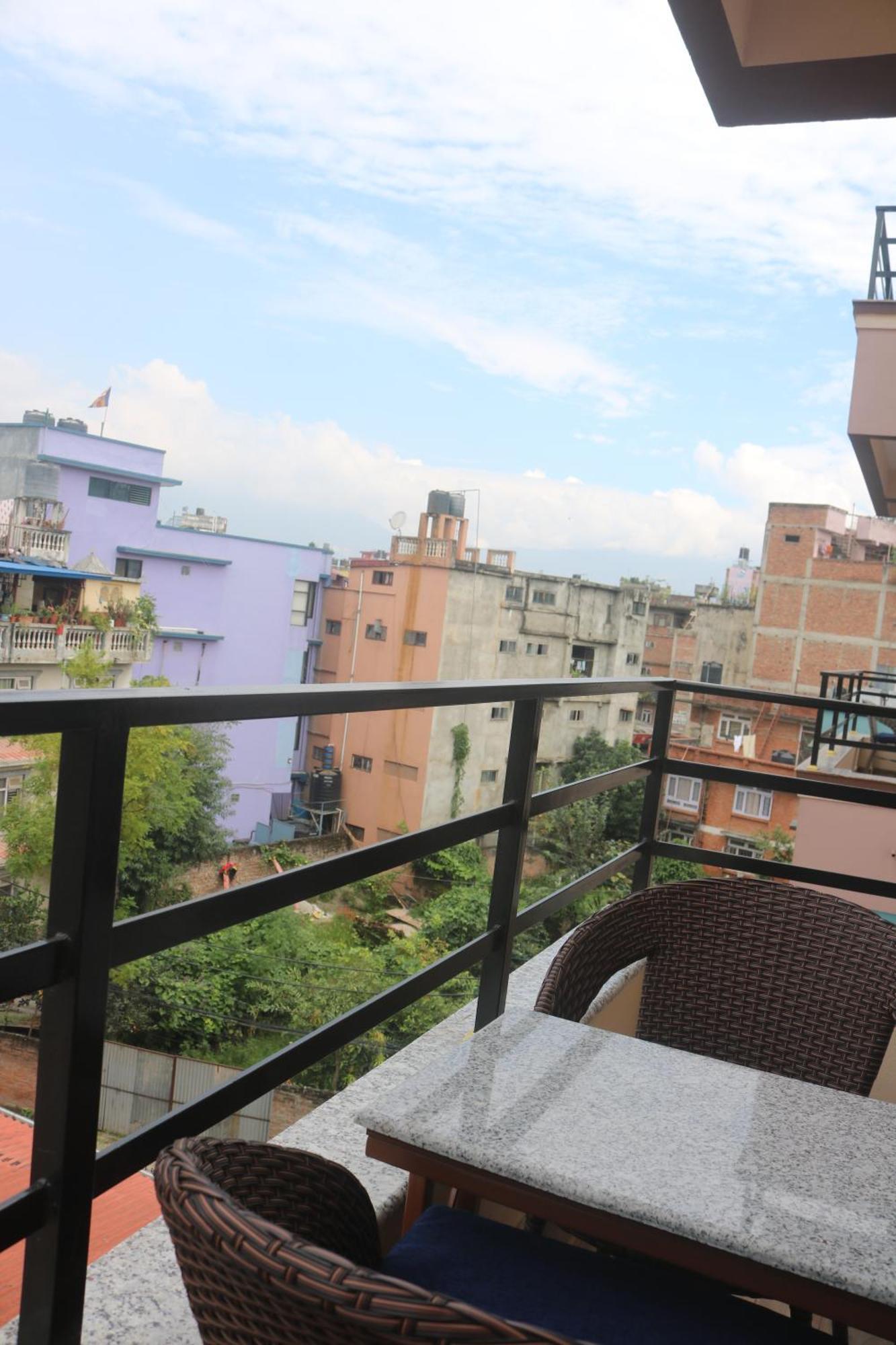 Hotel Family Ties Pvt. Ltd. Katmandu Eksteriør bilde
